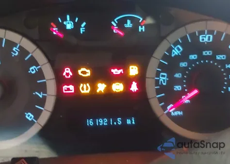 2010 Ford Escape Xlt from USA, damaged, VIN 1FMCU0D74AKD32159